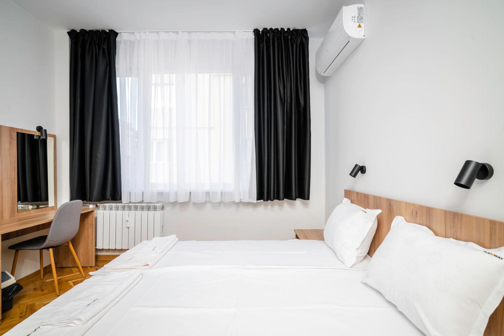 Cozy Flats Near Alexander Nevski Cathedral By Flat Mаnager Sofia Ngoại thất bức ảnh